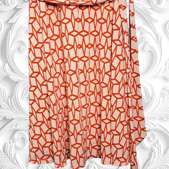 41 Hawthorne Tan Dress With Red Geographic Design - Picture 4 of 7